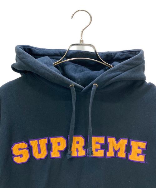SUPREME（シュプリーム）SUPREME (シュプリーム) プルオーバーパーカー 18ss Cord Collegiate Logo Hooded Sweatshirt ネイビー サイズ:Mの古着・服飾アイテム