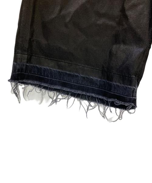 DIESEL（ディーゼル）DIESEL (ディーゼル) デニムハーフパンツ DE-SIRE Shorts In Coated Tailoring Denim ブラック サイズ:W27の古着・服飾アイテム