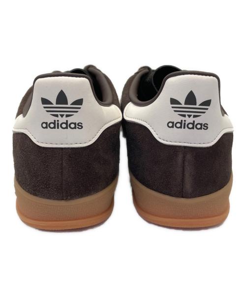 adidas（アディダス）adidas (アディダス) ローカットスニーカー ブラウン サイズ:27cmの古着・服飾アイテム