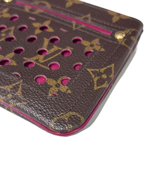 LOUIS VUITTON（ルイ ヴィトン）LOUIS VUITTON (ルイ ヴィトン) ポーチ　モノグラム・ペルフォ　ポシェットプラット ブラウンの古着・服飾アイテム