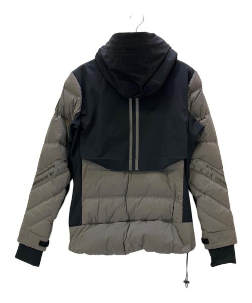 CANADA GOOSE（カナダグース）CANADA GOOSE (カナダグース) ダウンジャケット HYBRIDGE CW ELEMENT JACKET ブラック×グレー サイズ:XSの古着・服飾アイテム