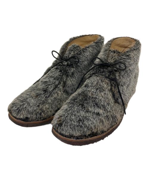 COMME des GARCONS HOMME PLUS（コムデギャルソンオムプリュス）COMME des GARCONS HOMME PLUS (コムデギャルソンオムプリュス) フェイクファーデザートブーツ グレー サイズ:27cmの古着・服飾アイテム
