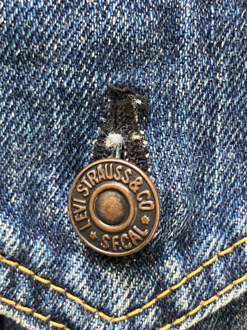LEVI'S（リーバイス）LEVI'S (リーバイス) デニムジャケット 3rd 96年製造 復刻 日本製 インディゴ サイズ:42の古着・服飾アイテム