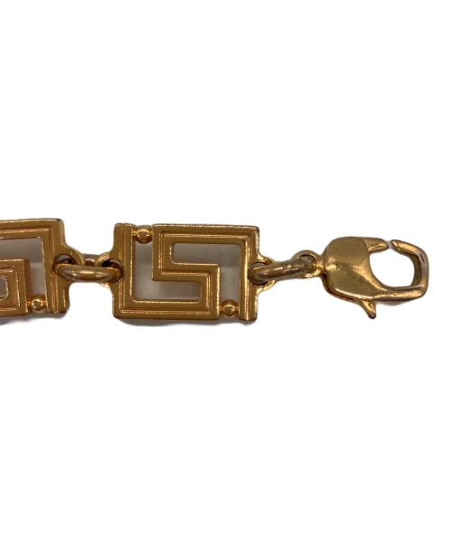 VERSACE（ヴェルサーチ）VERSACE (ヴェルサーチ) チェーンブレスレット グレカブレスレット ゴールド（カラー）の古着・服飾アイテム