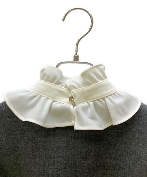 ADORE（アドーア）ADORE (アドーア) フレックストロピカルワンピース グレー サイズ:38 未使用品の古着・服飾アイテム