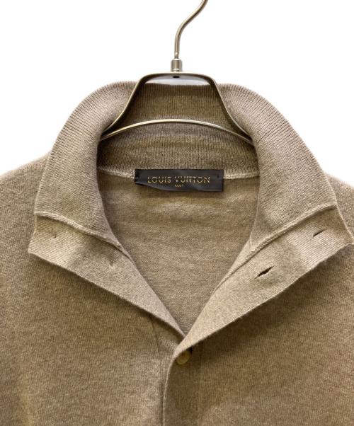 LOUIS VUITTON（ルイ ヴィトン）LOUIS VUITTON (ルイ ヴィトン) 薄手カーディガン ベージュ サイズ:Mの古着・服飾アイテム