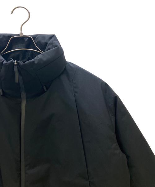 DESCENTE ALLTERRAIN（デザイント オルテライン）DESCENTE ALLTERRAIN (デザイント オルテライン) ダウンジャケット ゴアテックスハイブリッドインシュレーテッドジャケット ブラック サイズ:Mの古着・服飾アイテム