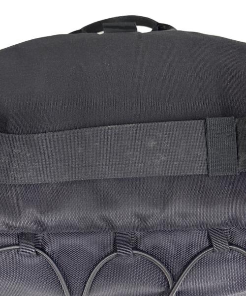 SUPREME（シュプリーム）Supreme (シュプリーム) ボディーバッグ　19AW waist bag ブラックの古着・服飾アイテム