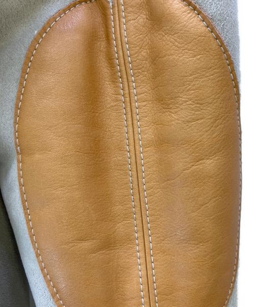 COMME des GARCONS JUNYA WATANABE MAN（コム デ ギャルソン ジュンヤ ワタナベ マン）COMME des GARCONS JUNYA WATANABE MAN (コム デ ギャルソン ジュンヤ ワタナベ マン) エステルボアムートンレザージャケット ベージュ サイズ:Lの古着・服飾アイテム