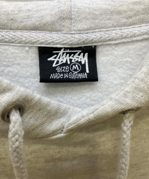 stussy（ステューシー）stussy (ステューシー) プルオーバーパーカー ホワイト サイズ:Mの古着・服飾アイテム