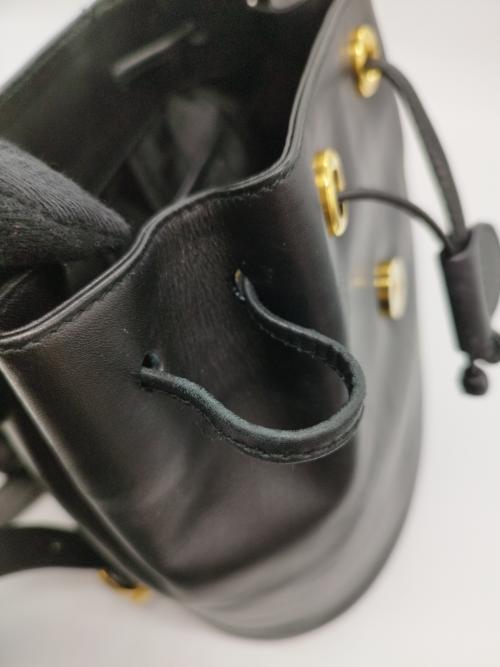 Salvatore Ferragamo（サルヴァトーレ フェラガモ）Salvatore Ferragamo (サルヴァトーレ フェラガモ) ガンチーニレザーリュック ブラックの古着・服飾アイテム