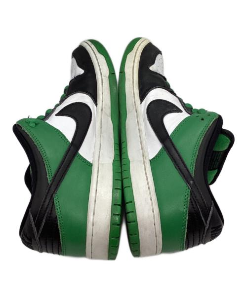 NIKE（ナイキ）NIKE (ナイキ) スニーカー ブラック×グリーン サイズ:27.5の古着・服飾アイテム