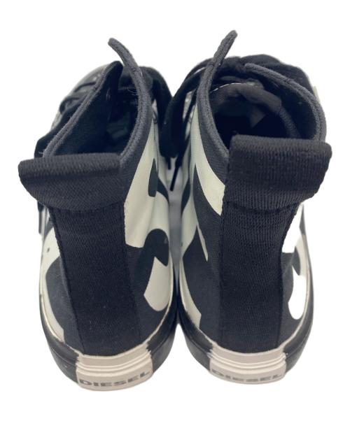 DIESEL（ディーゼル）DIESEL (ディーゼル) ハイカットスニーカー ブラック×ホワイト サイズ:JPN28 未使用品の古着・服飾アイテム