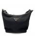 PRADA（プラダ）の古着「ナイロンハンドバッグ」｜ブラック