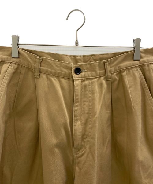 Graphpaper（グラフペーパー）Graphpaper (グラフペーパー) CHINO TWO TUCK PANTS ベージュ サイズ:2の古着・服飾アイテム
