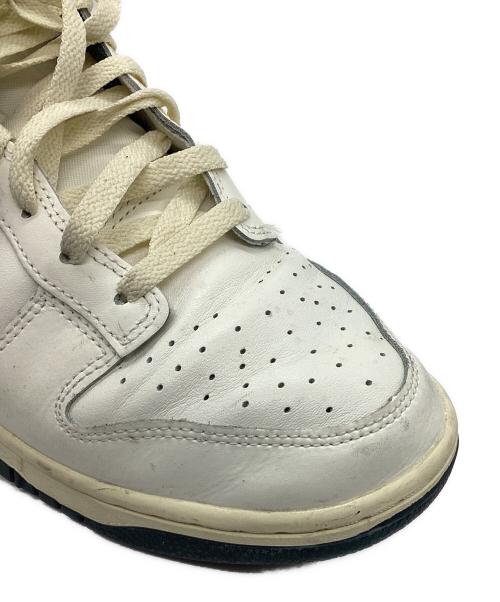 NIKE（ナイキ）NIKE (ナイキ) スニーカー ホワイト×グリーン サイズ:29の古着・服飾アイテム