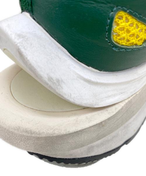 NIKE（ナイキ）NIKE (ナイキ) sacai (サカイ) スニーカー グリーン×イエロー サイズ:27.5の古着・服飾アイテム