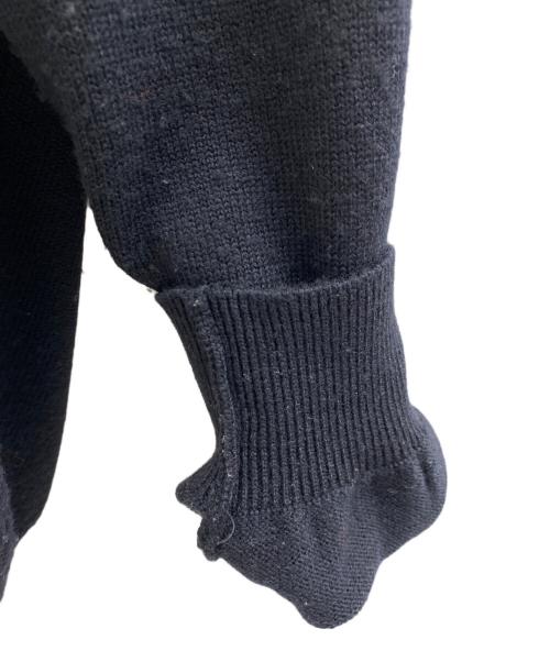 Yves Saint Laurent（イヴサンローラン）Yves Saint Laurent (イヴサンローラン) Vネックニット ブラック サイズ:Mの古着・服飾アイテム