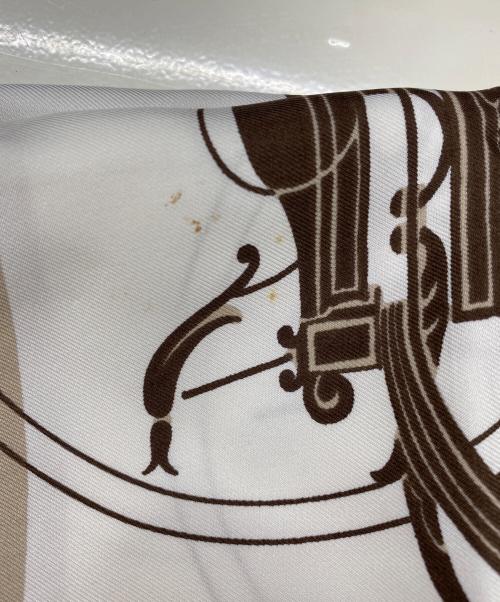 HERMES（エルメス）HERMES (エルメス) スカーフ ホワイト×ベージュの古着・服飾アイテム