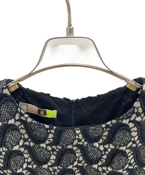 MSGM（エムエスジーエム）MSGM (エムエスジーエム) RAY BEAMSa ノースリーブ・キャミソールワンピース ホワイト×ブラック サイズ:40の古着・服飾アイテム