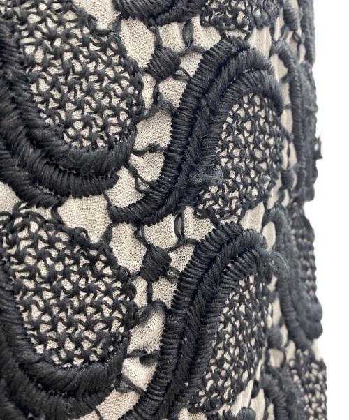 MSGM（エムエスジーエム）MSGM (エムエスジーエム) RAY BEAMSa ノースリーブ・キャミソールワンピース ホワイト×ブラック サイズ:40の古着・服飾アイテム