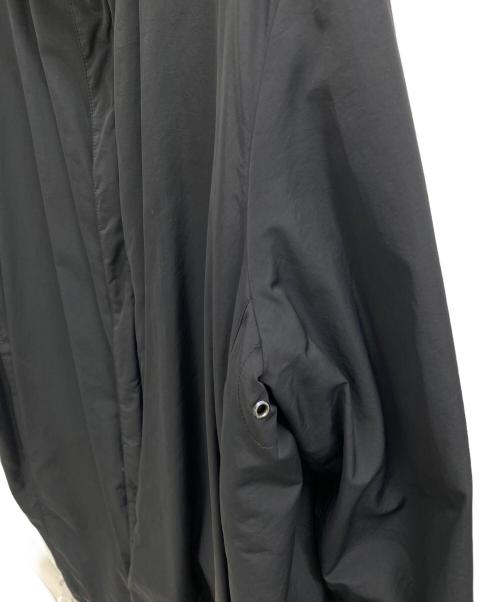 ARMANI COLLEZIONI（アルマーニ コレツィオーニ）ARMANI COLLEZIONI (アルマーニ コレツィオーニ) 中綿コート ブラック サイズ:SIZE Lの古着・服飾アイテム