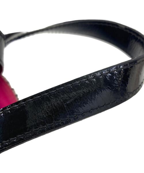 BURBERRY LONDON（バーバリーロンドン）BURBERRY LONDON (バーバリーロンドン) ハンドバッグ ブラック×ピンクの古着・服飾アイテム