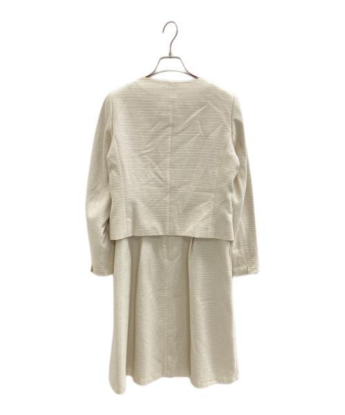 COMME CA ISM（コムサイズム）COMME CA ISM (コムサイズム) ワンピース・フォマルセットアップ ホワイト サイズ:9の古着・服飾アイテム