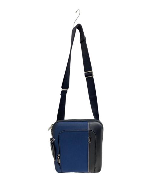 TUMI（トゥミ）TUMI (トゥミ) OLTEN CROSSBODY ネイビー×ブラックの古着・服飾アイテム