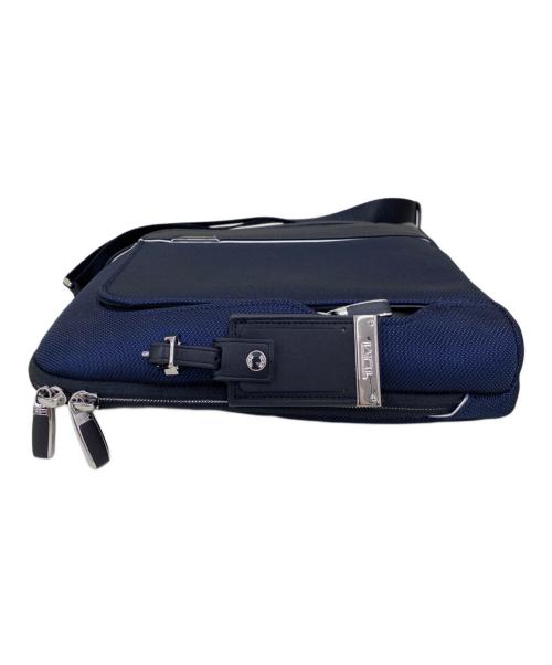 TUMI（トゥミ）TUMI (トゥミ) OLTEN CROSSBODY ネイビー×ブラックの古着・服飾アイテム