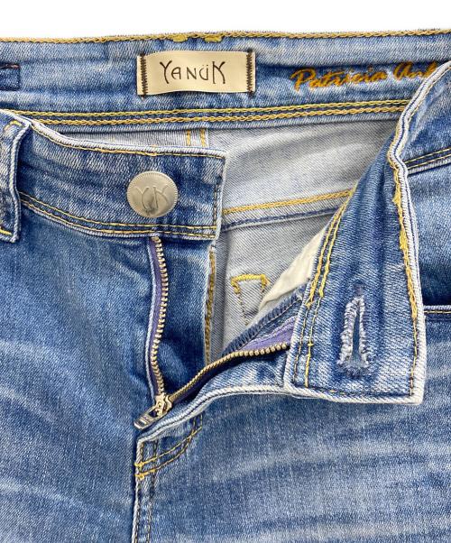 YANUK（ヤヌーク）YANUK (ヤヌーク) デニムパンツ ブルー サイズ:24の古着・服飾アイテム