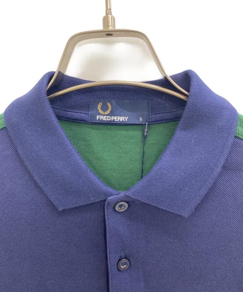 FRED PERRY（フレッドペリー）FRED PERRY (フレッドペリー) ポロシャツ ネイビー×グリーン サイズ:S 未使用品の古着・服飾アイテム