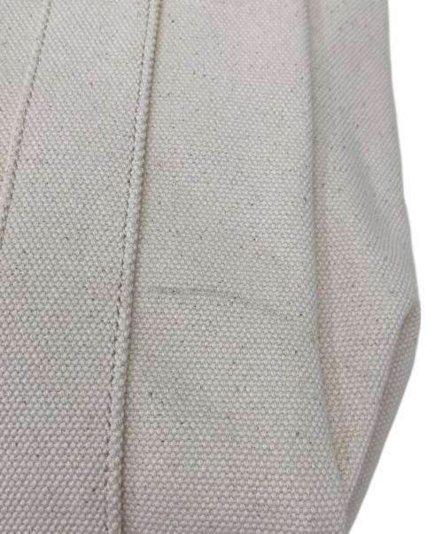 TORY BURCH（トリーバーチ）TORY BURCH (トリーバーチ) キャンバストートバッグ ホワイトの古着・服飾アイテム