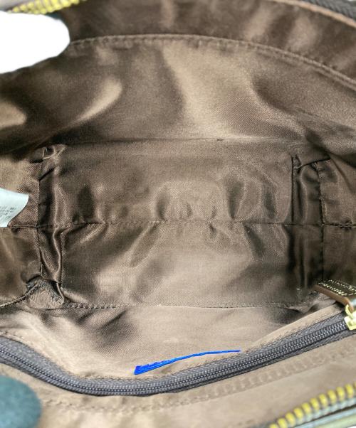 BLUE LABEL CRESTBRIDGE（ブルーレーベルクレストブリッジ）BLUE LABEL CRESTBRIDGE (ブルーレーベルクレストブリッジ) ショルダーバッグ ベージュ×ブラックの古着・服飾アイテム