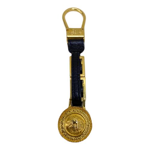 VERSACE（ヴェルサーチェ）VERSACE (ヴェルサーチェ) キーリング ブラック×ゴールドの古着・服飾アイテム