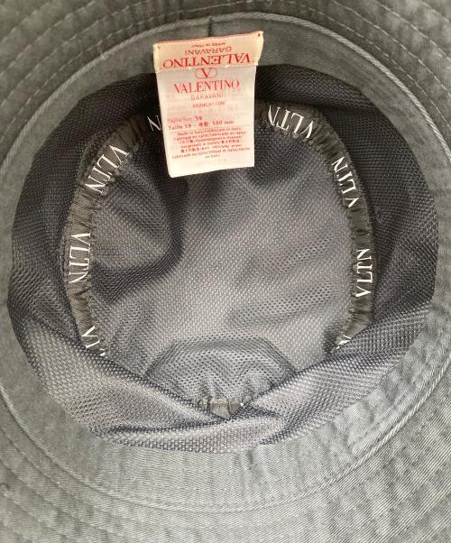 VALENTINO GARAVANI（ヴァレンティノ・ガラヴァーニ）VALENTINO GARAVANI (ヴァレンティノ・ガラヴァーニ) バケットハット ブラック サイズ:59の古着・服飾アイテム