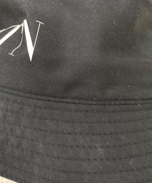 VALENTINO GARAVANI（ヴァレンティノ・ガラヴァーニ）VALENTINO GARAVANI (ヴァレンティノ・ガラヴァーニ) バケットハット ブラック サイズ:59の古着・服飾アイテム