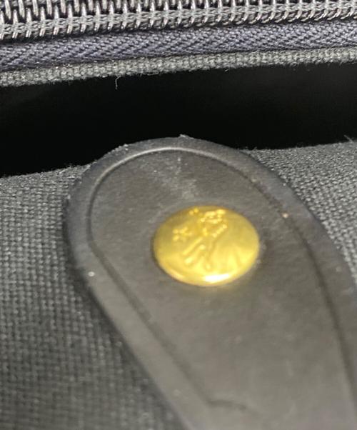 IL BISONTE（イル ビゾンテ）IL BISONTE (イル ビゾンテ) ハンドバッグ ブラックの古着・服飾アイテム