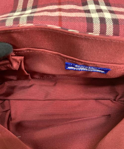 BURBERRY BLUE LABEL（バーバリーロンドンブルーレーベル）BURBERRY BLUE LABEL (バーバリーロンドンブルーレーベル) ショルダーバッグ レッドの古着・服飾アイテム