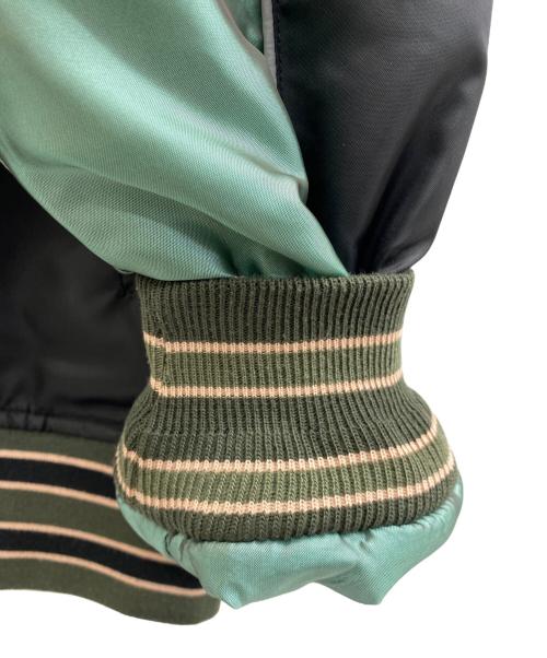 HUF（ハフ）HUF (ハフ) PLAY BOY (プレイボーイ) REVERSIBLE BOMBER JACKET ブラック×グリーン サイズ:Mの古着・服飾アイテム