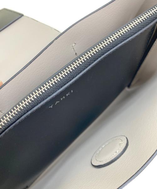 YAHKI（ヤーキ）YAHKI (ヤーキ) ショルダーバッグ ブラックの古着・服飾アイテム