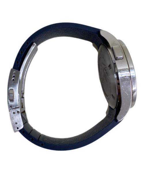 LONGINES（ロンジン）LONGINES (ロンジン) コンクエスト ジャンピングクロノグラフ ホワイトの古着・服飾アイテム