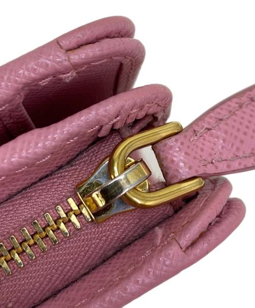 PRADA（プラダ）PRADA (プラダ) 2つ折り財布 ピンクの古着・服飾アイテム