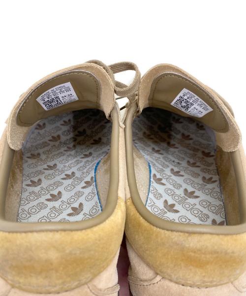 adidas（アディダス）adidas (アディダス) ローカットスニーカー ブラウン サイズ:27の古着・服飾アイテム