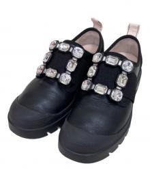 Roger Vivier（ロジェ ヴィヴィエ）の古着「スニーカー」｜ブラック