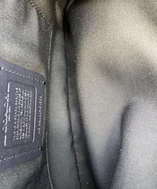 COACH（コーチ）COACH (コーチ) パフィー リニア キルティング ブラックの古着・服飾アイテム
