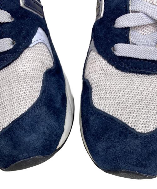 NEW BALANCE（ニューバランス）NEW BALANCE (ニューバランス) スニーカー ホワイト×ネイビー サイズ:26.5の古着・服飾アイテム