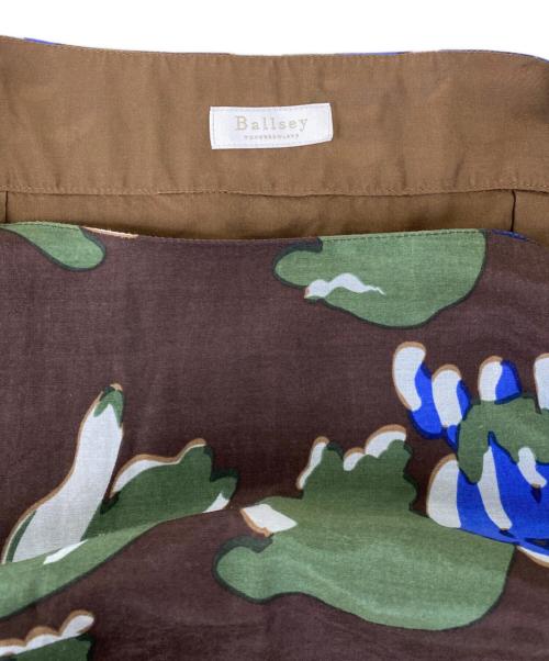 BALLSEY（ボールジィ）BALLSEY (ボールジィ) コットンシルクフラワープリント ベルテッドワンピース グリーン サイズ:34の古着・服飾アイテム