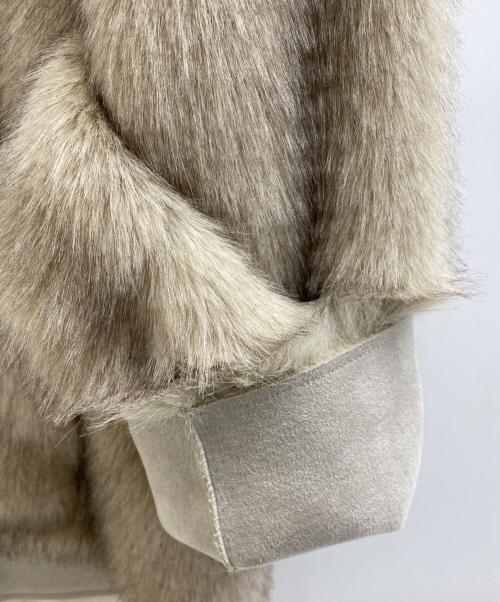 THINK FUR（シンクファー）THINK FUR (シンクファー) Gradation Fur Foody Jacket ベージュ サイズ:Fの古着・服飾アイテム