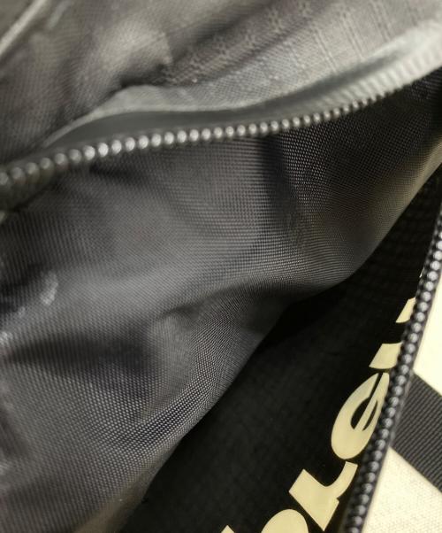 SUPREME（シュプリーム）Supreme (シュプリーム) ウエストバッグ ブラックの古着・服飾アイテム